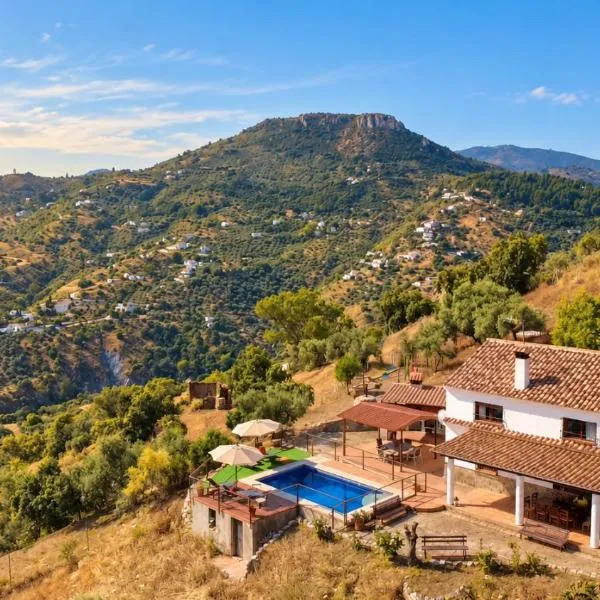 Colmenar में, होटल Casa Rural Viladán - 6 hab - Piscina - Vista a la montaña