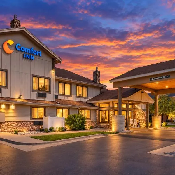 Comfort Inn Holland, hotel u gradu Holand