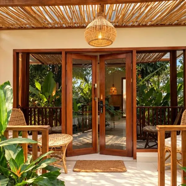 Anjani Larva Cottage - Homestay and Eatery, хотел в Сенару