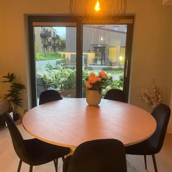 Topp moderne leilighet på Lade i Trondheim, hotel i Trondheim