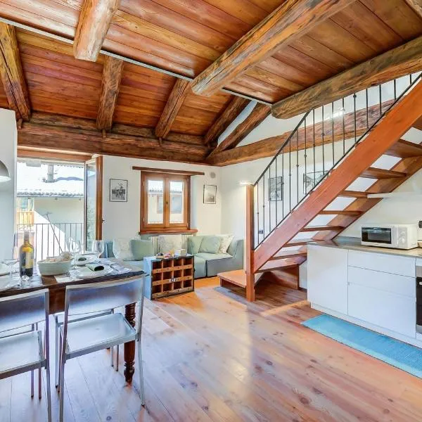 San Marco Lodge Apt Mountain Retreat - Happy Rentals, hotel in Oulx