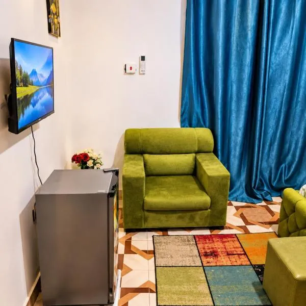 Master Home, khách sạn ở Baatsona