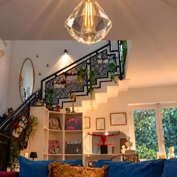UTOPIA Art Boutique Rooms, khách sạn ở Marigliano