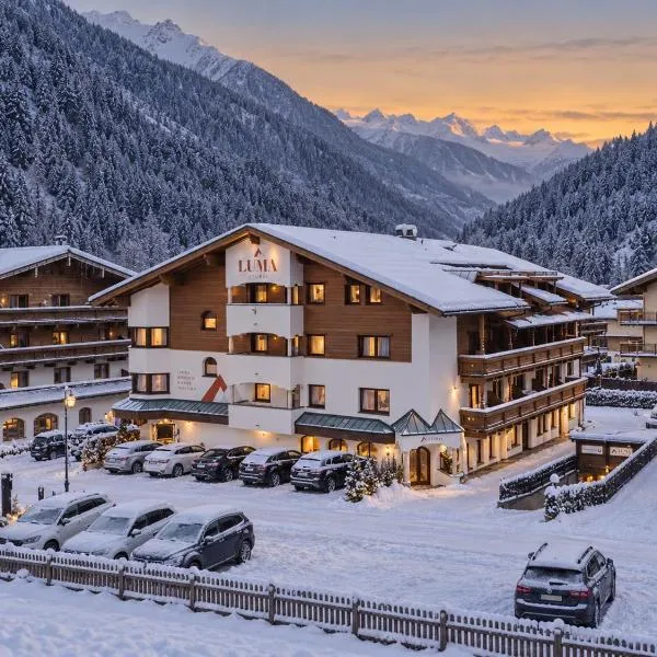 LUMA Stubai Aparthotel - Skibus zum Gletscher direkt vor der Tür, hotell sihtkohas Neustift im Stubaital