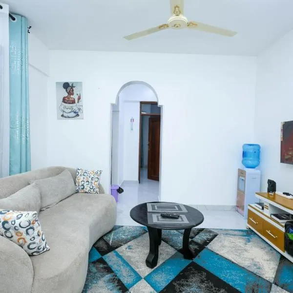 Spacious 1Bedroom,Strong WIFI,Tv Netflix ,Kitchen, Fridge Busy Area, hotel di Mombasa