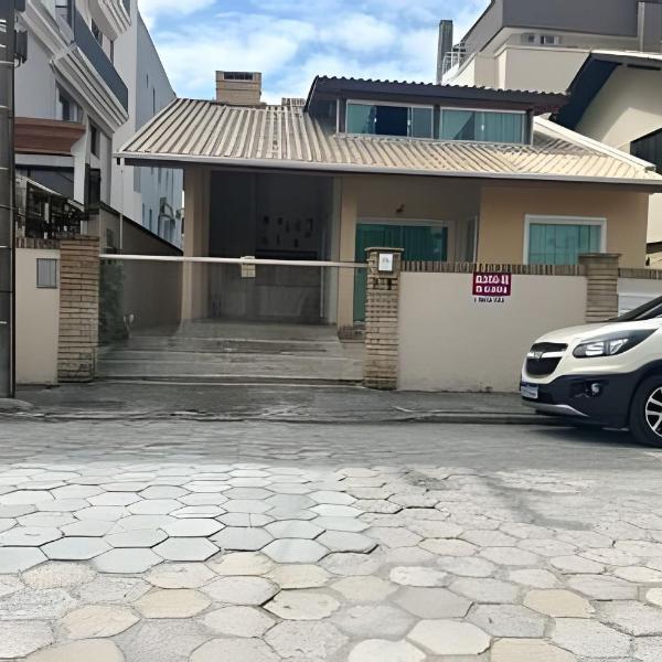 Casa térrea em Bombas para 12 pessoas