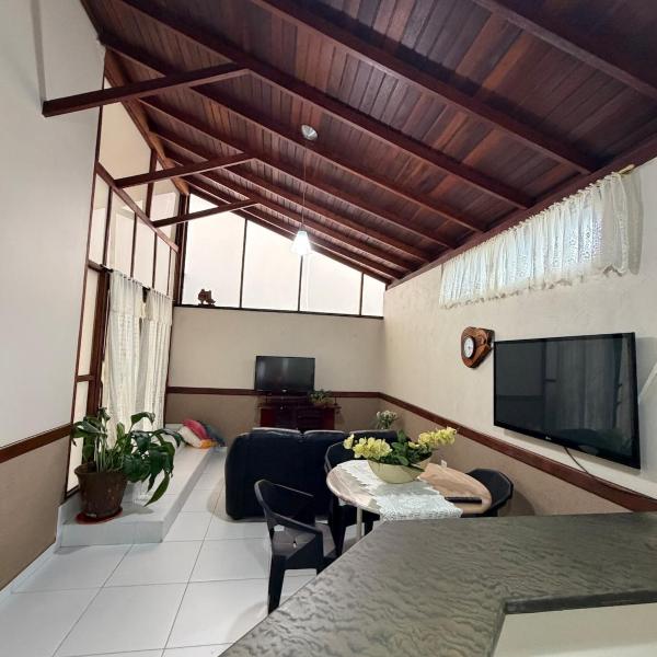 Casa de fácil acesso ao aeroporto e Curitiba, ao lado do Parque São José - Foto 5