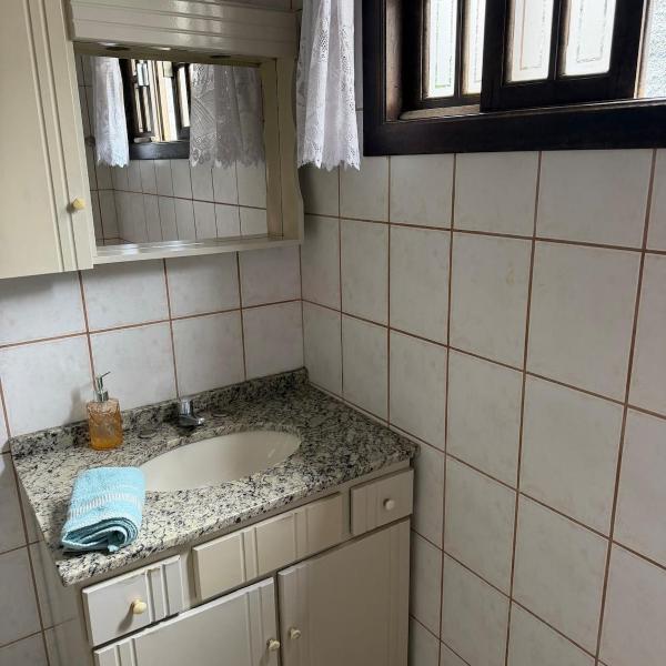 Casa de fácil acesso ao aeroporto e Curitiba, ao lado do Parque São José - Foto 3