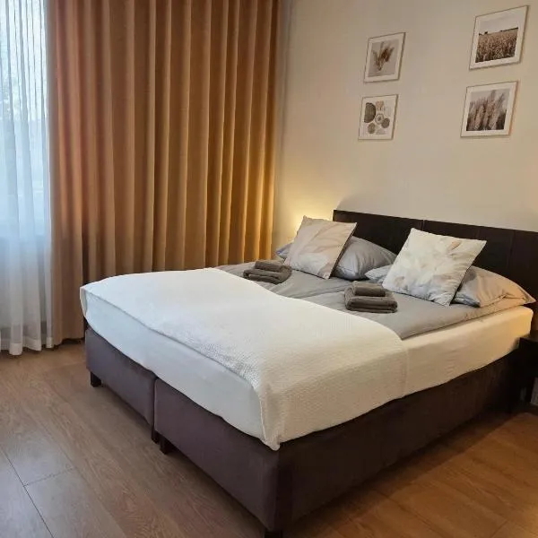 Apartament w Starym Koszarowcu, хотел в Борне Сулиново