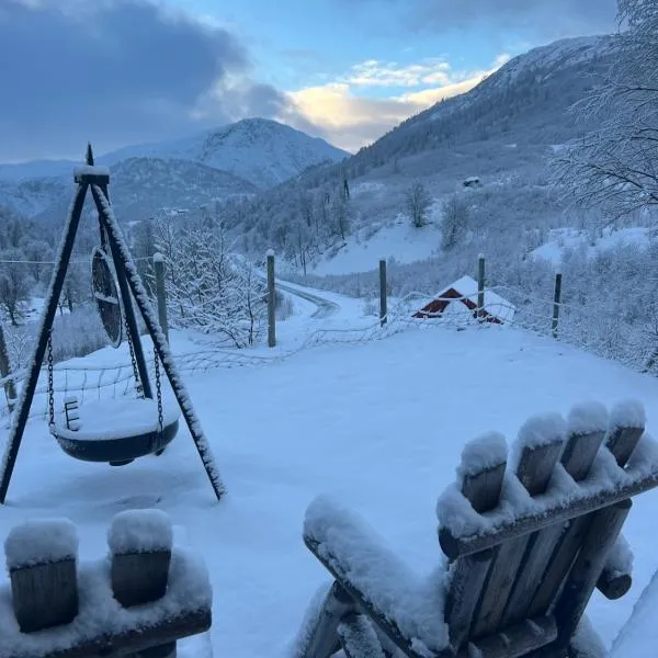 Cabin in Valldalen, Røldal, hotel a Røldal