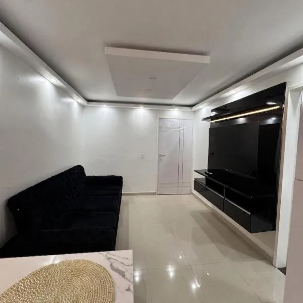 Modern Studio w Pool, Garden and Constant Water Supply, מלון בBarquisimeto