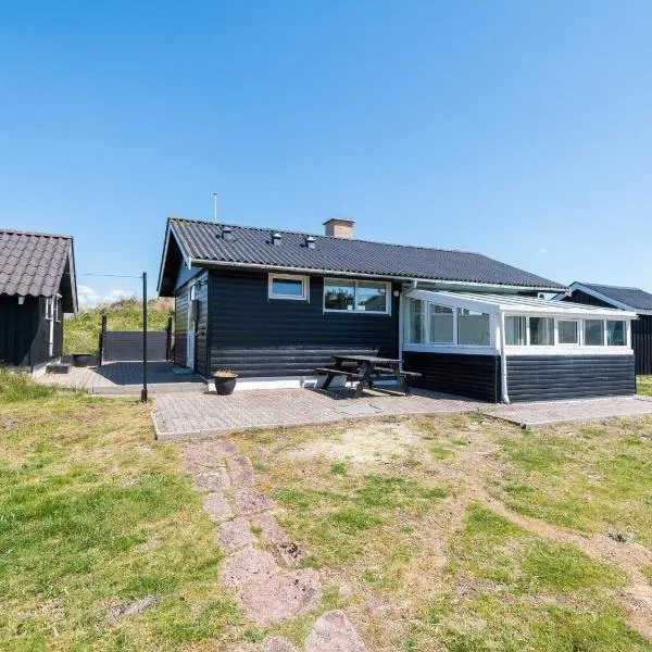 4 person holiday home in Fanø, hotel u gradu Fanø