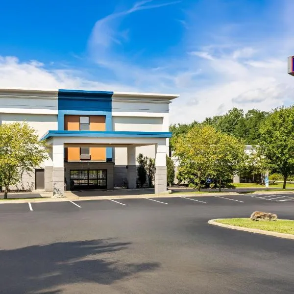 Hampton Inn by Hilton Youngstown-West I-80, хотел в Mineral Ridge
