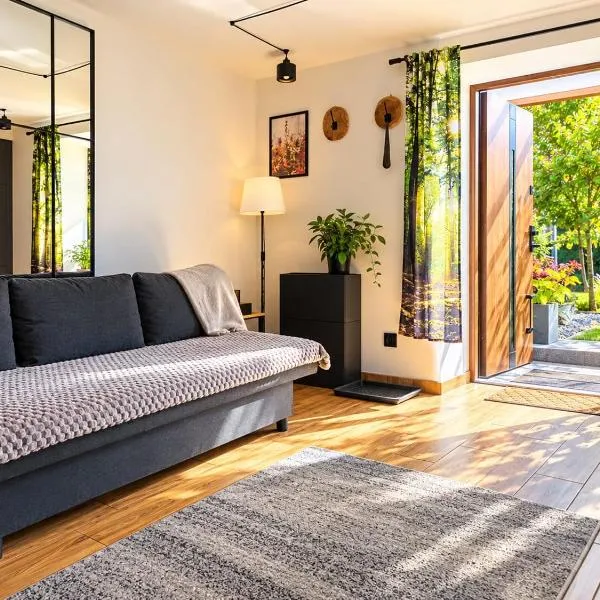 Sweet Stay Garden, hotel en Huta Szklana