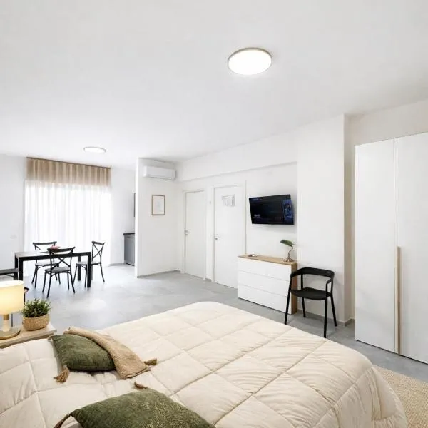 Urban Travelers Apartments-casa vacanze per famiglie e gruppi – hotel w mieście Isernia