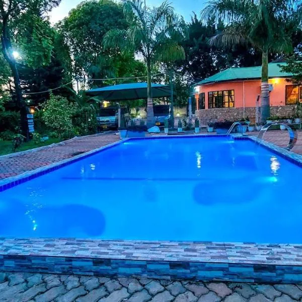 B-MORE COMFORT STAY, viešbutis mieste Boma la Ngombe