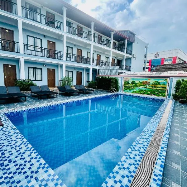Vangvieng Avenue Hotel, hotel i Vang Vieng