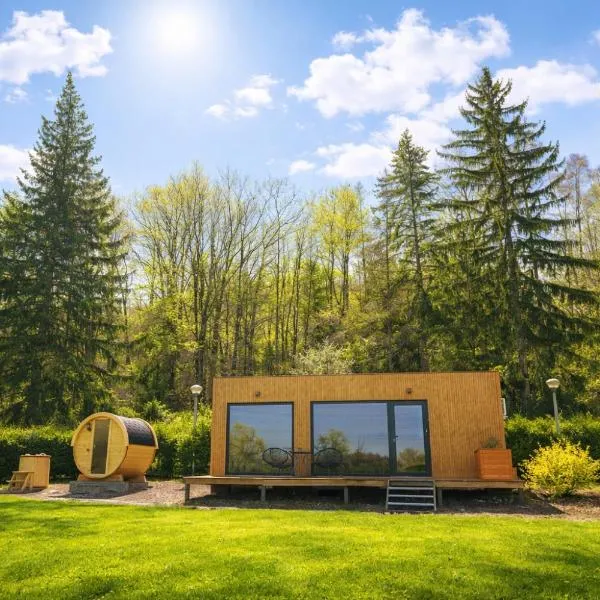 ermiglamping, hotel en Jince
