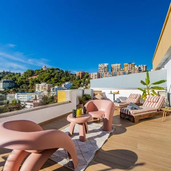 Vollga Big Terrace Penthouse Apartment, hotel u Durrësu