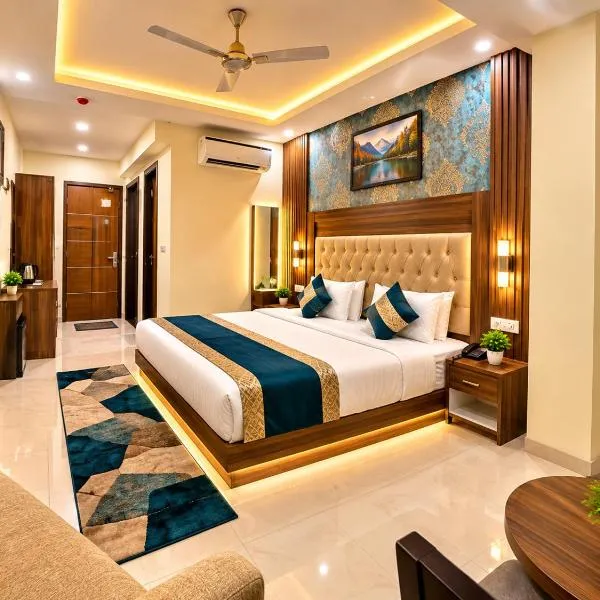 Smart Lax Hotel-Near Delhi Airport T2-T3, hotelli kohteessa New Delhi