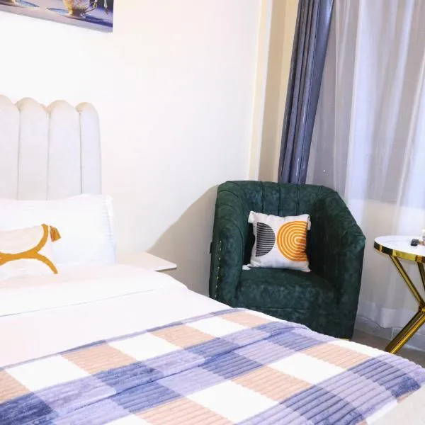 Penthouse Studio w Lake Views, 5G WiFi, Self check-in, hotel u gradu 'Nakuru'