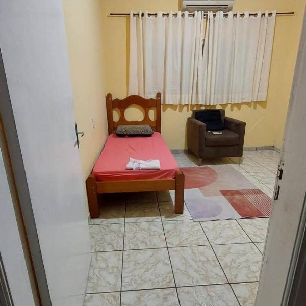 Quarto privativo com ar condicionado - Foto 5