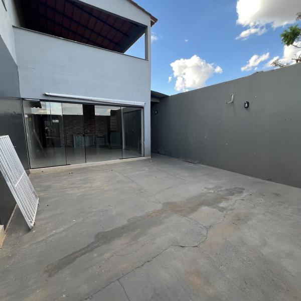 Casa moderna e aconchegante