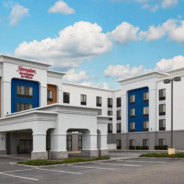 Hampton Inn and Suites Parsippany/North, hotel din Parsippany