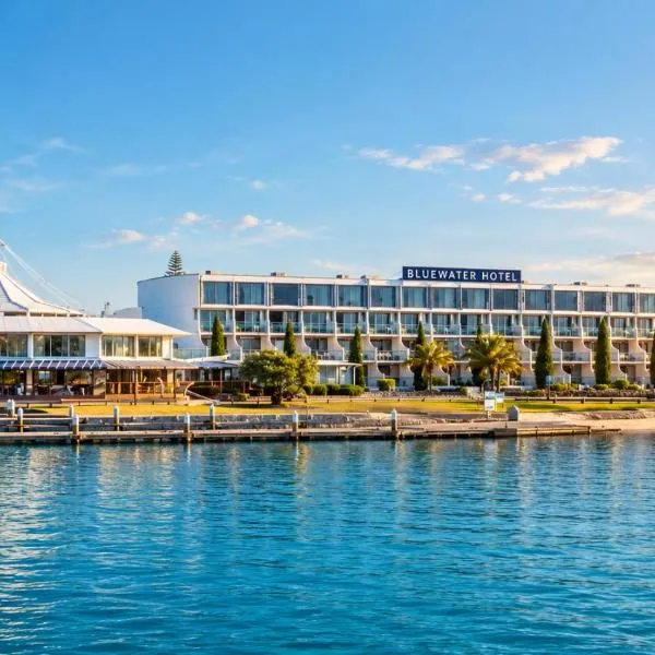 Bluewater Hotel, hótel í Napier