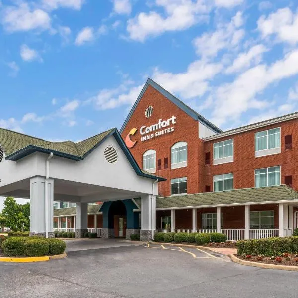 Comfort Inn & Suites Hampton near Coliseum, hotelli kohteessa Hampton