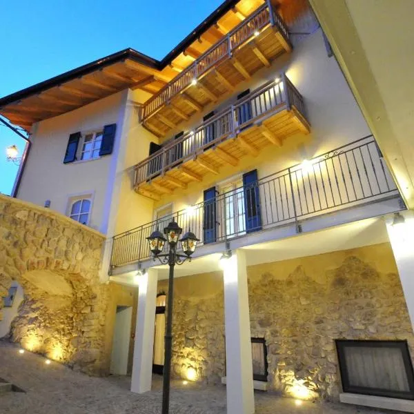 Agritur Sandro, hotel v destinaci Sporminore