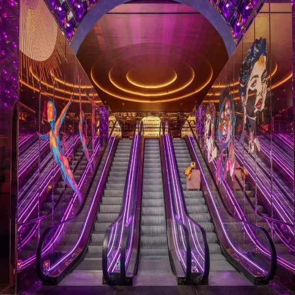 Moxy London Piccadilly Circus, hotel Londonban