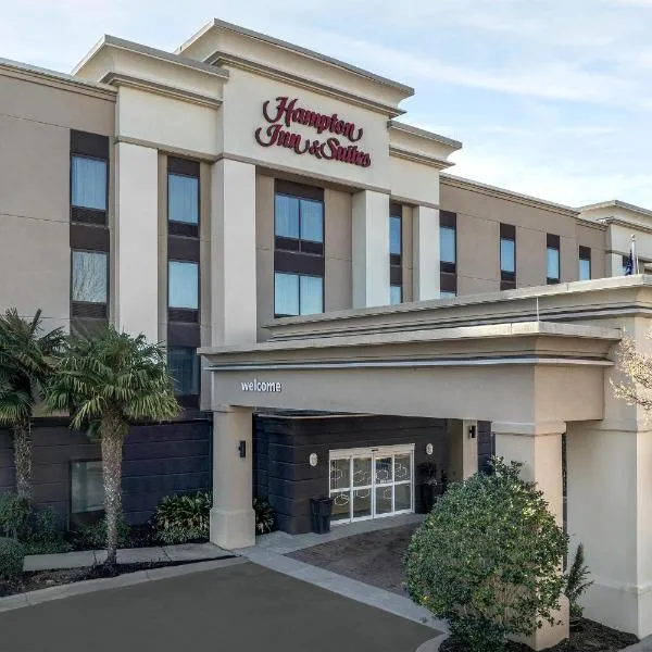 Hampton Inn & Suites Clinton, hotel v mestu Clinton