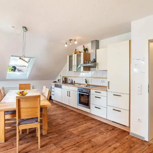 Schwalbenhof - Familienfewo, hotel a Bad Herrenalb