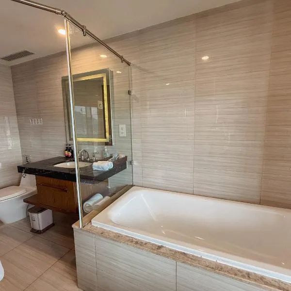 SeaVelle Grand Ocean Bay Residences, hotel a Nha Trang