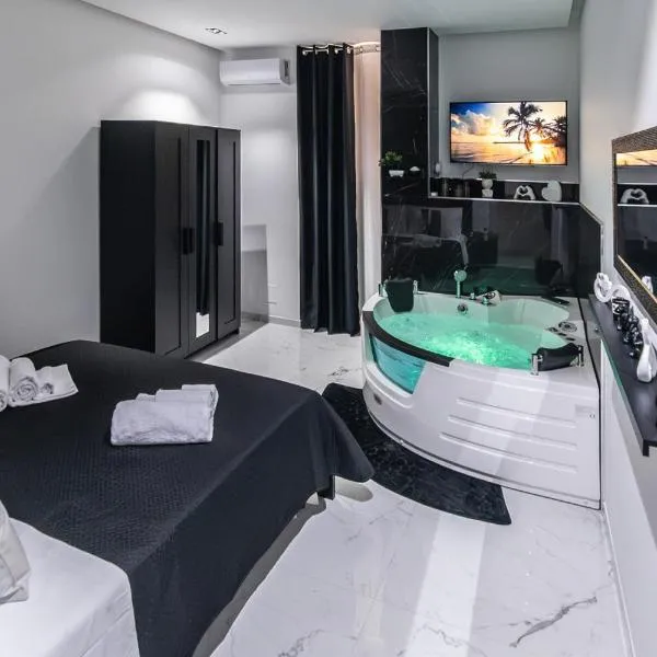 Amour - House with Private Jacuzzi, hotell i Rosolini
