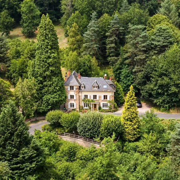 乐索​​特德拉白吉尔住宿加早餐旅馆，位于Aubazines的酒店