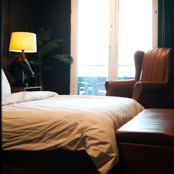 The Sterling Residences Luxury Apartments Goldcrest DHA Lahore, hotell i Lahore