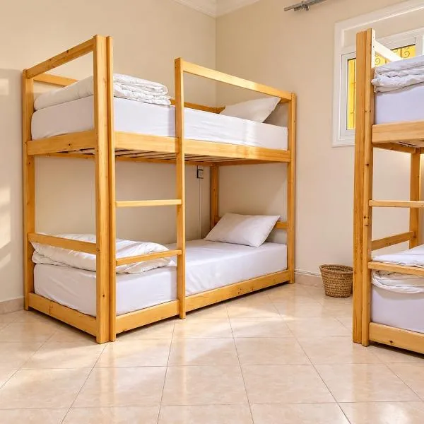 Anzaway Surf House: Agadir şehrinde bir otel