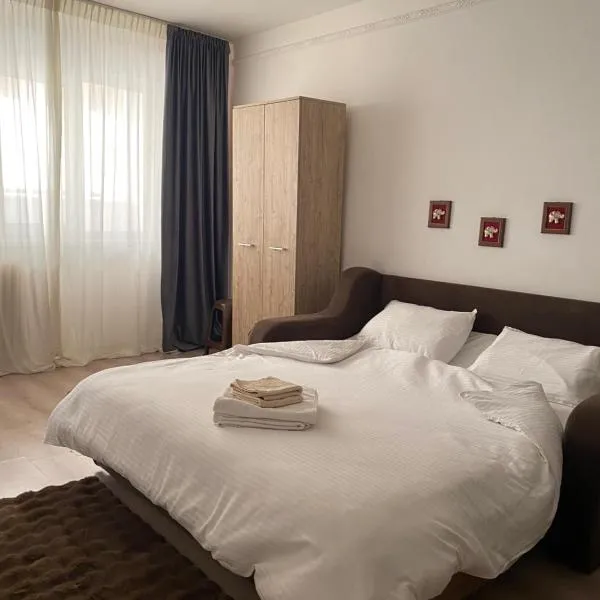 Garsoniera, hotel u gradu Bakau