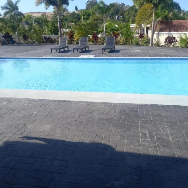 Roses Cove, Serene & tranquil, a slice of peace, hotell i Ocho Rios