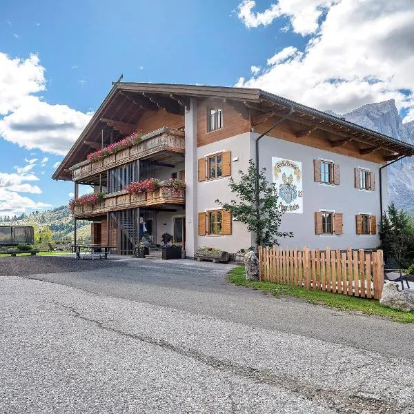 Angerle Alm Apt Latemar, hotel a Carezza al Lago