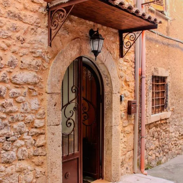 Al Vicoletto - nel cuore di Sezze, hotel em Sezze