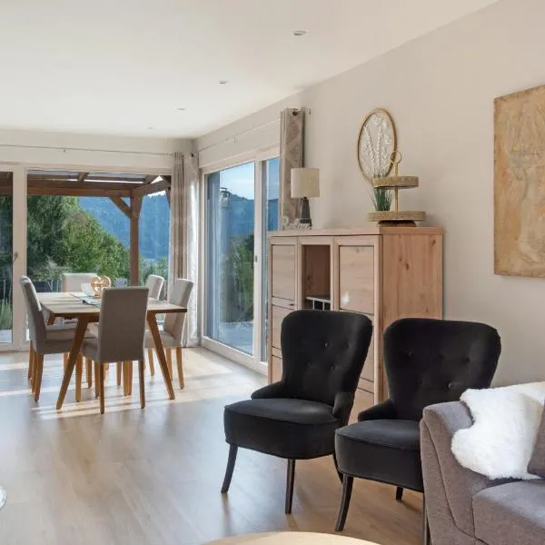 Landhaus Almrausch، فندق في بودينسدورف