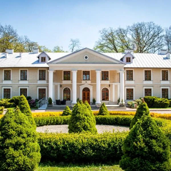 Hotel Rytwiany Pałac, hotell i Rytwiany