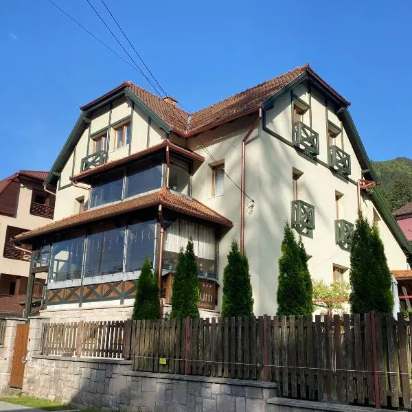 Villa Atriolum، فندق في بايلي توشناد