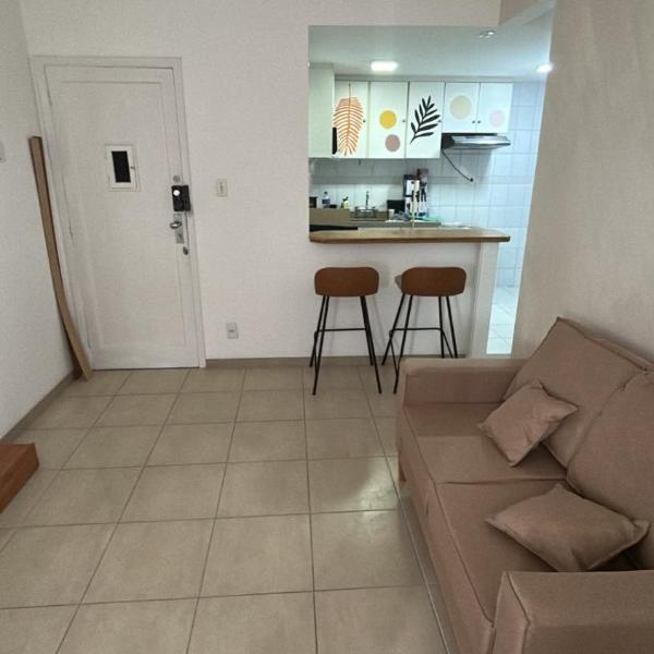 Apartamento a 2 minutos da Praia do Leblon