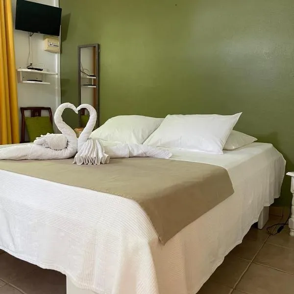 Gîte Mabouya - Hamac, Piscine, Jardin, Plage, hotel i Anse-Bertrand
