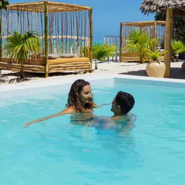 ZAN Uhuru Beach All Inclusive, отель в Джамбиани