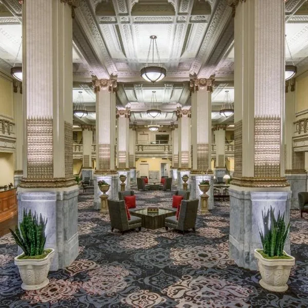 Embassy Suites by Hilton Portland Downtown: Portland şehrinde bir otel
